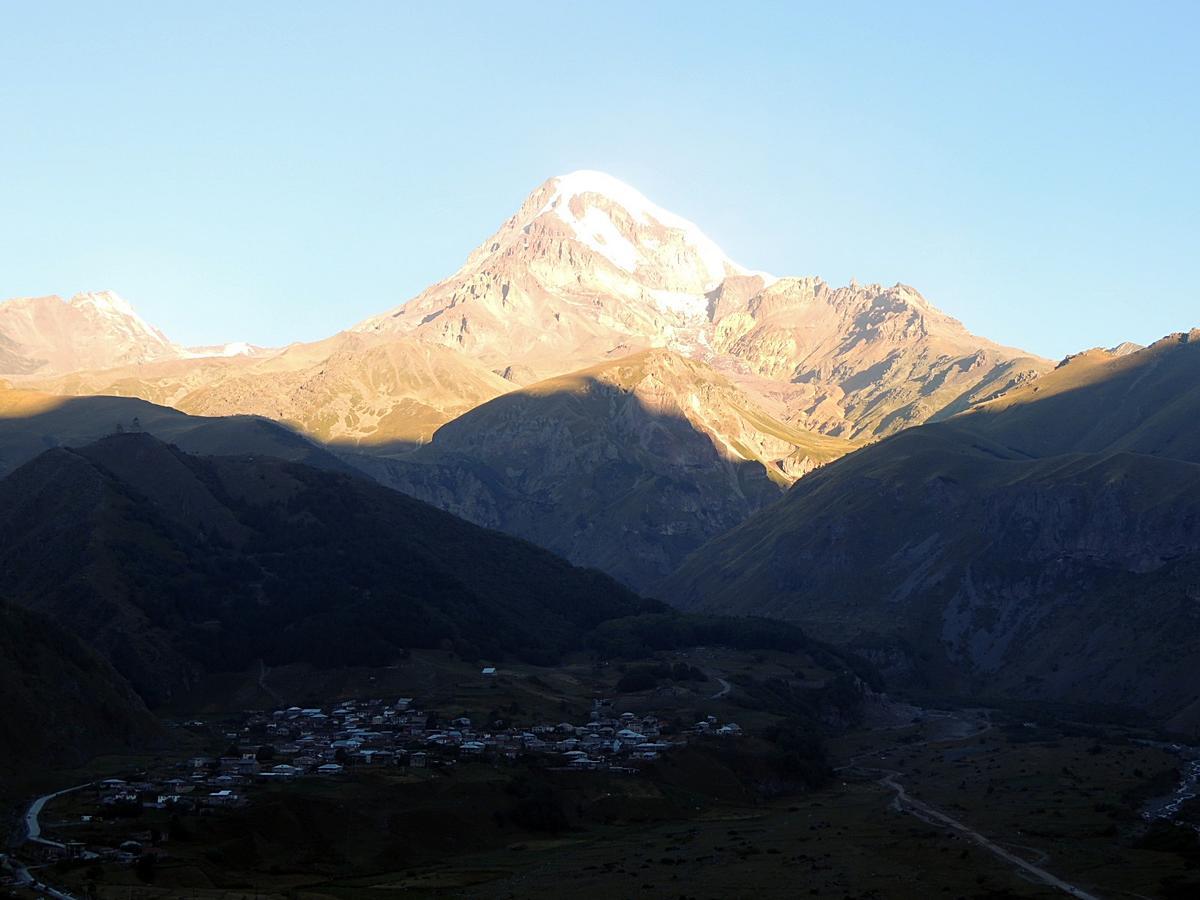 Nino Khetaguri Guest House Kazbegi Luaran gambar