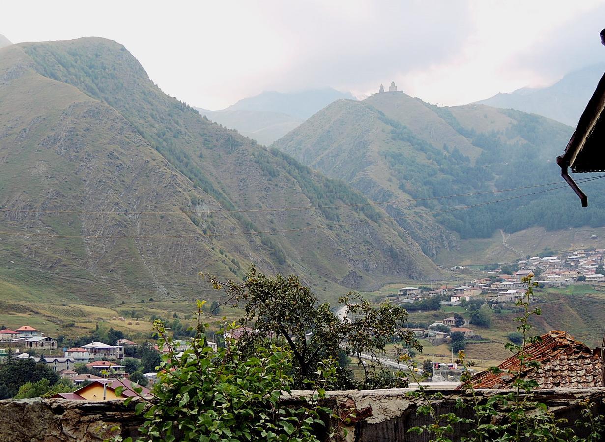 Nino Khetaguri Guest House Kazbegi Luaran gambar